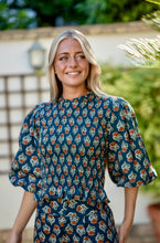 Cargar imagen en el visor de la galería, Blusa Malene
