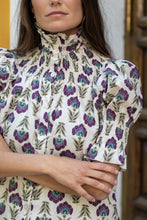 Cargar imagen en el visor de la galería, Blusa Juana
